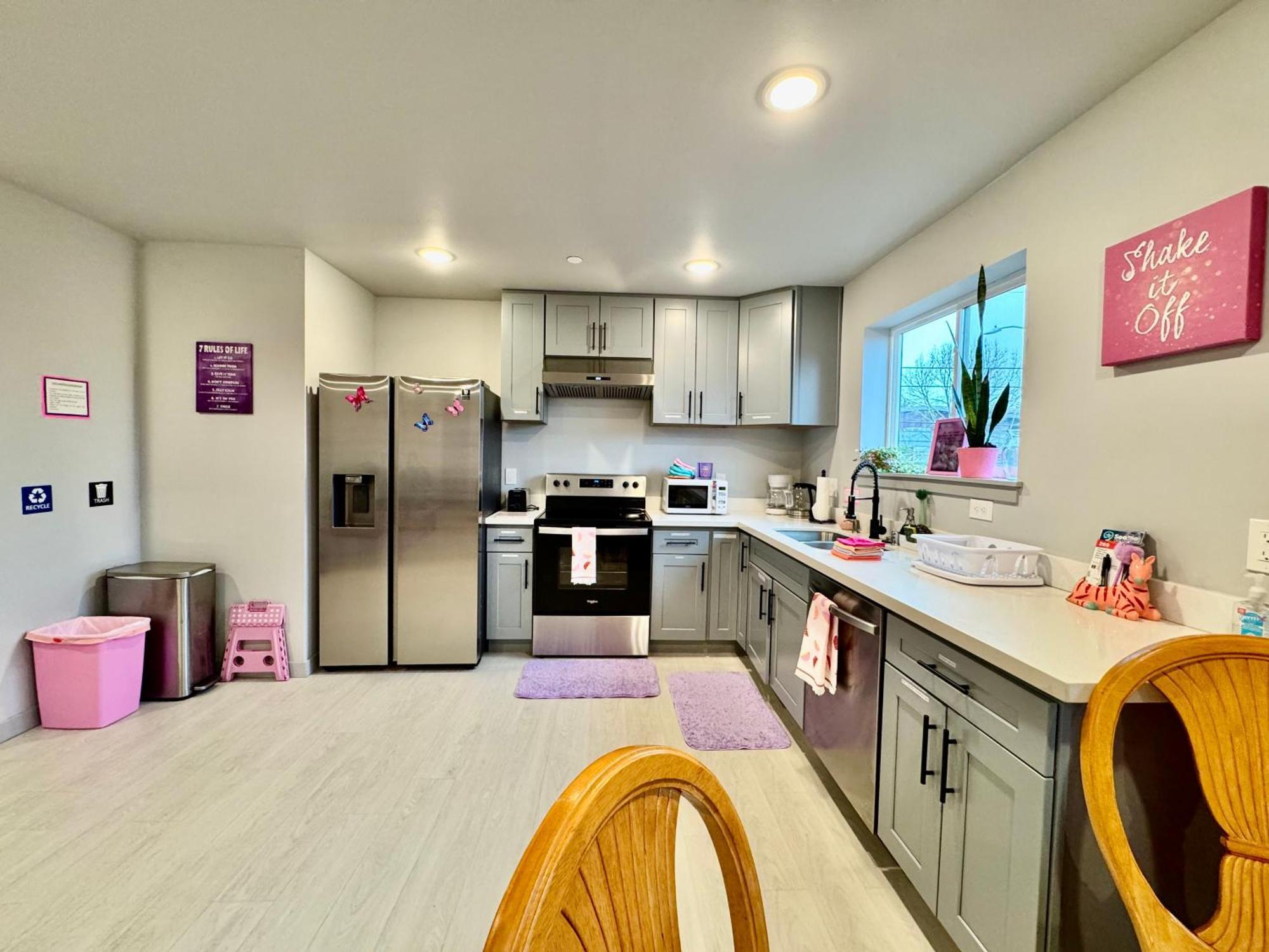 1 Bd Apt With 2 Extra Sofa Beds 13 Mins To Seatac Airport Seattle Eksteriør billede