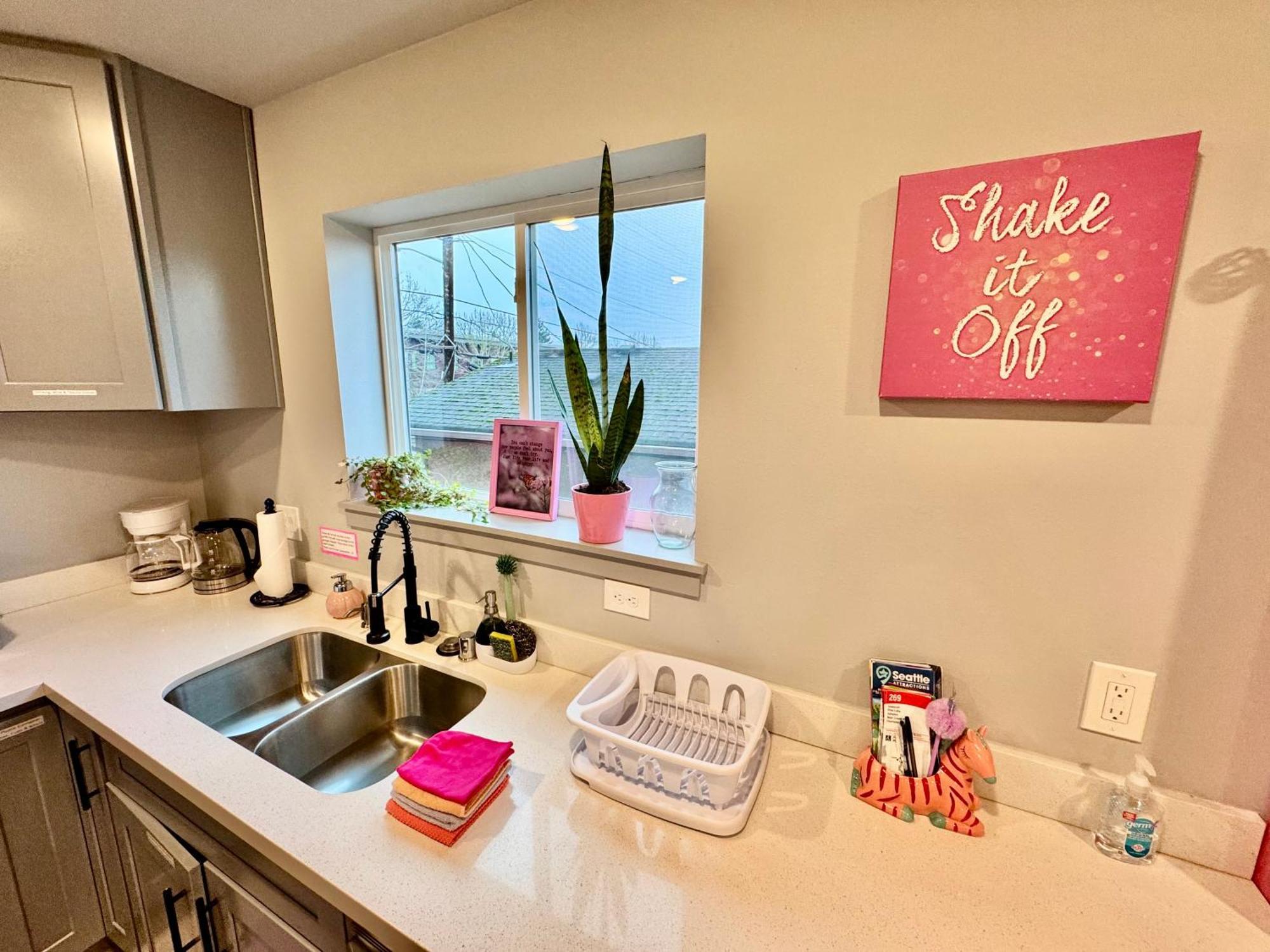 1 Bd Apt With 2 Extra Sofa Beds 13 Mins To Seatac Airport Seattle Eksteriør billede